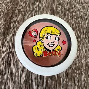 New Without Box MAC Archie's Girls Limited Edition Cream Soda Blush